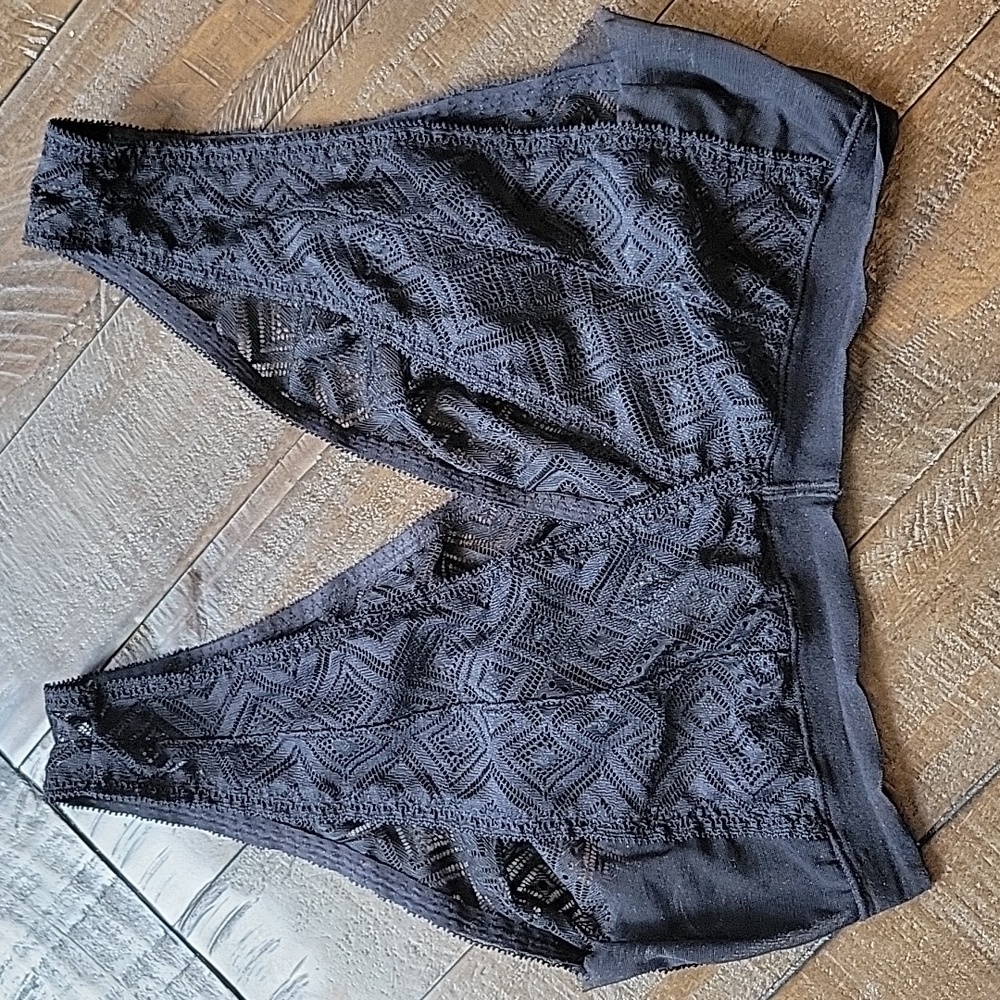 Bralette Bundle - Picture 4 of 9